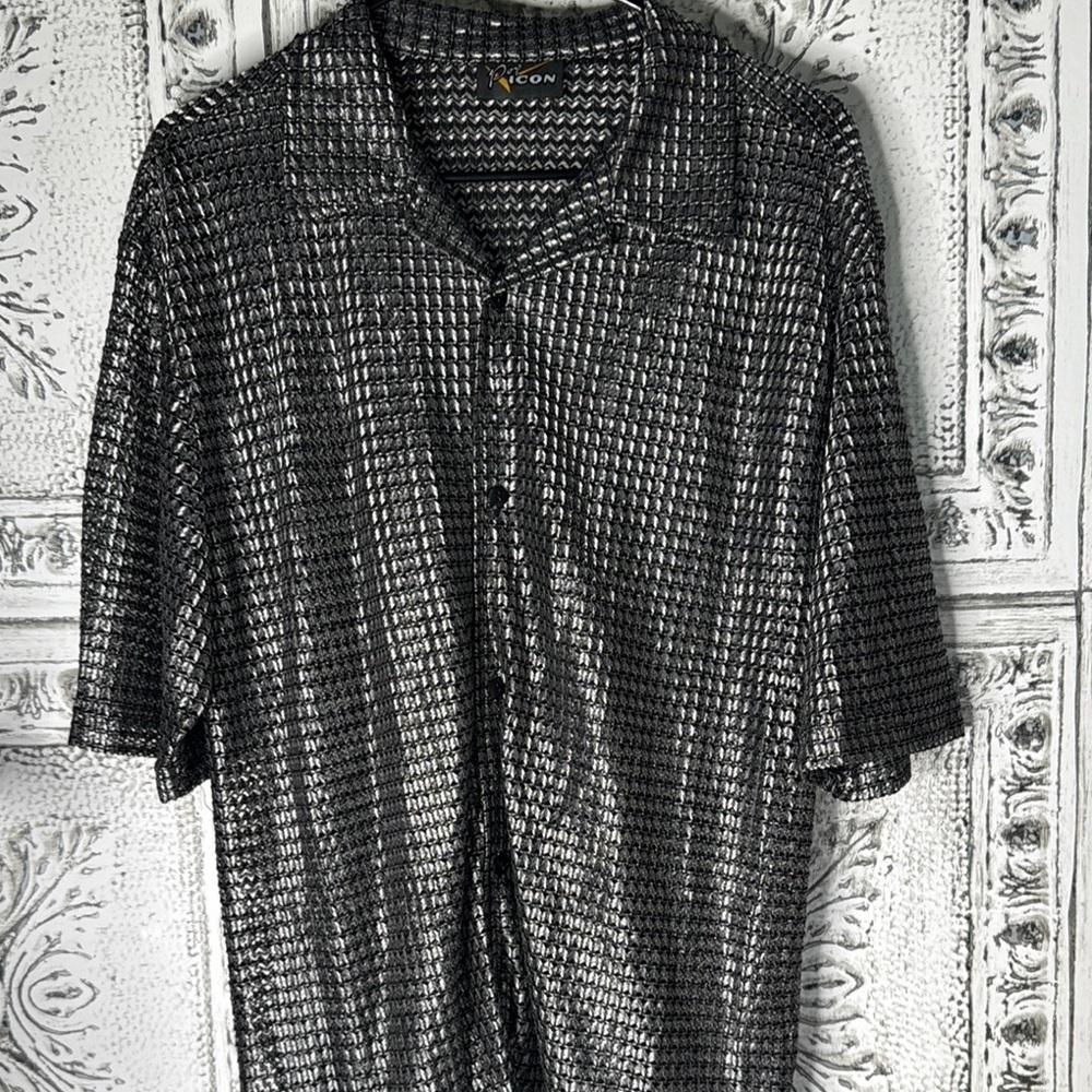 ICON Men's Black and Gray Casual Shirt